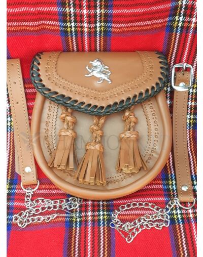Brown Leather Lion Badge Leather Sporran
