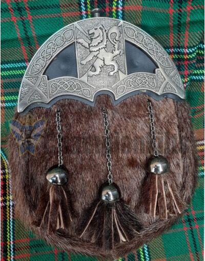 Brown Seal Skin Lion Rampant Cantle Dress Sporran